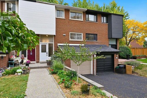 5474 Schueller Cres, Burlington, ON, L7L3T2 | Card Image