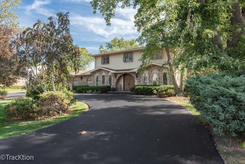 23061 N Apple Hill Ln, Lincolnshire, IL, 60069-2828 | Card Image