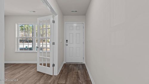 4033 Topsail Trail, New Bern, NC, 28560 | Card Image