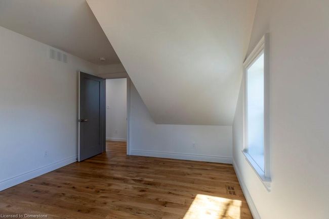 315 Park St W, House other with 5 bedrooms, 3 bathrooms and 2 parking in Dundas ON | Image 27