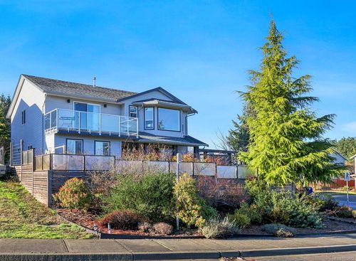 1270 Beckton Dr, Comox, BC, V9M4G9 | Card Image