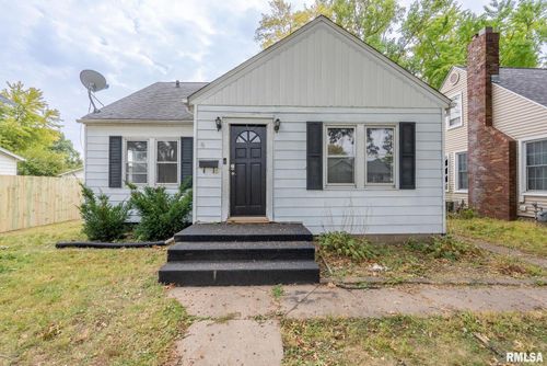 542 21st Ave Avenue, RockIsland, IL, 61265 | Card Image