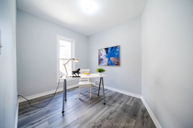 4749 Epworth Cir, House other with 4 bedrooms, 3 bathrooms and 4 parking in Niagara Falls ON | Image 17