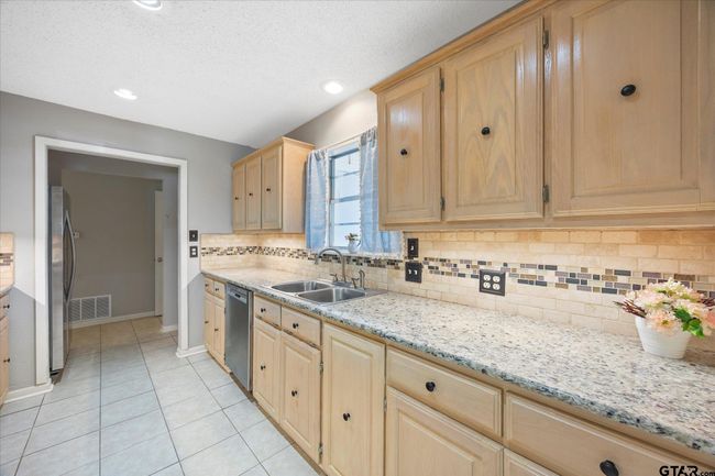 223 Guadalupe Dr, House other with 3 bedrooms, 2 bathrooms and null parking in Athens TX | Image 14