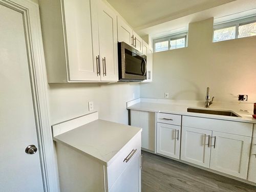 1-21 Olsen Rd, Peabody, MA, 01960-2818 | Card Image