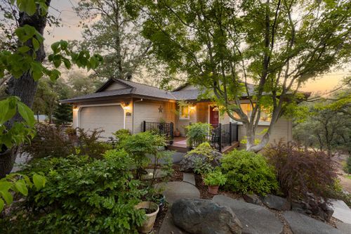 4260 Meadow Glen Road, Auburn, CA, 95602 | Card Image
