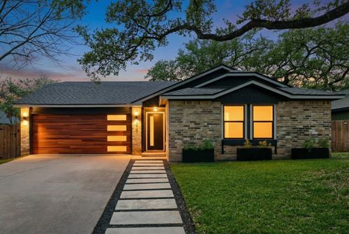 3907 Stonecroft Dr, Austin, TX, 78749-3161 | Card Image