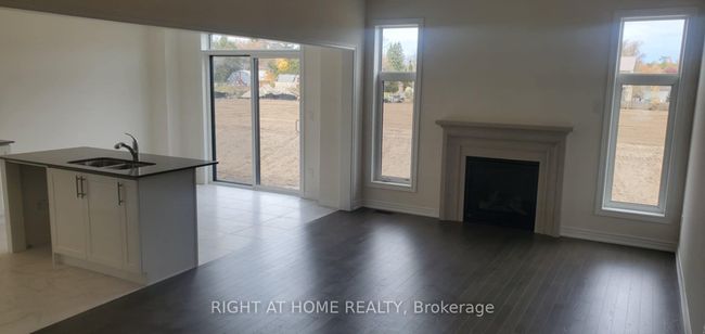 1320 Davis Loop, House other with 3 bedrooms, 3 bathrooms and 2 parking in Lefroy ON | Image 6