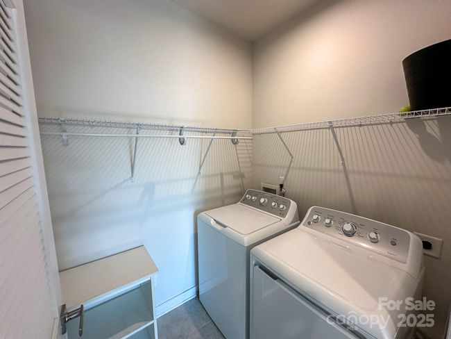 Washer and Dryer included! | Image 16