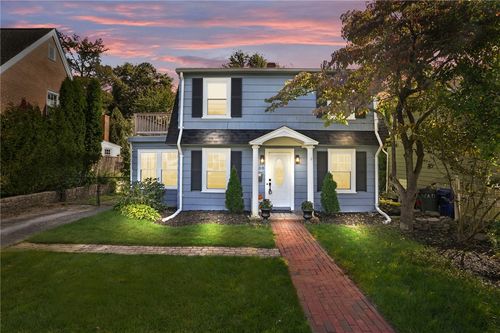 108 Pleasant View Rd, Warwick, RI, 02888-3713 | Card Image
