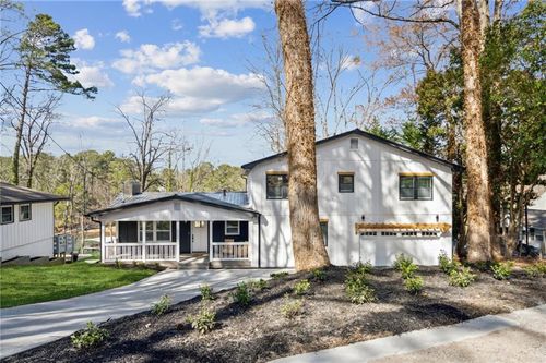 7410 Fields Dr, Cumming, GA, 30041-8113 | Card Image