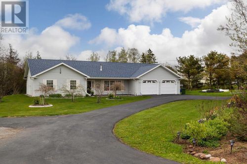 236 Rte 6, Tenmile House, PE, C0A1T0 | Card Image