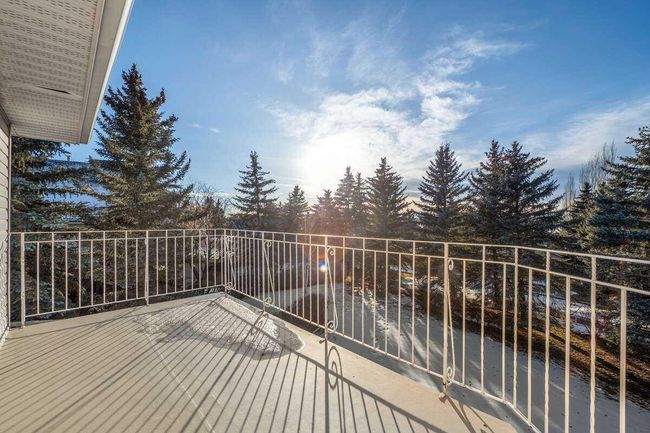 917 East Lakeview Road, Home with 6 bedrooms, 3 bathrooms and 10 parking in Chestermere AB | Image 31