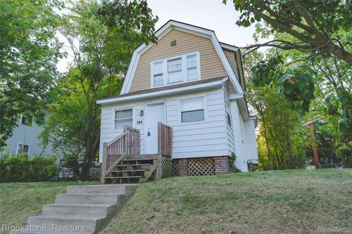 217 Edison St, Pontiac, MI, 48342-1422 | Card Image