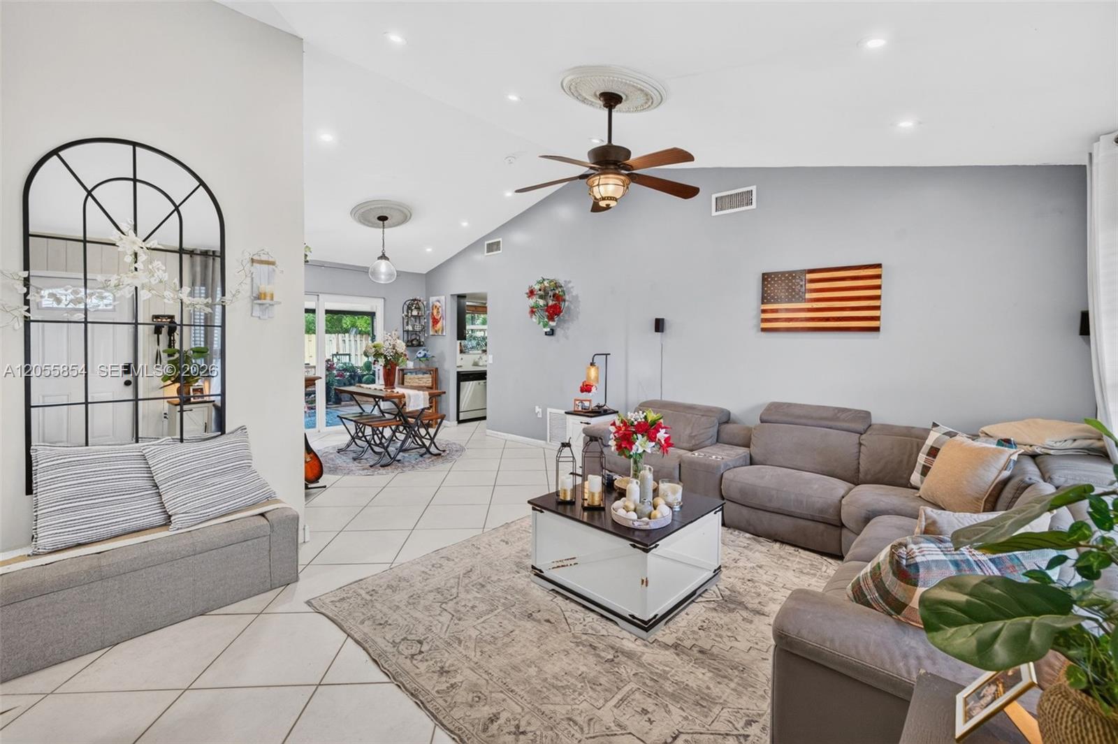 Residential in Sunrise 4