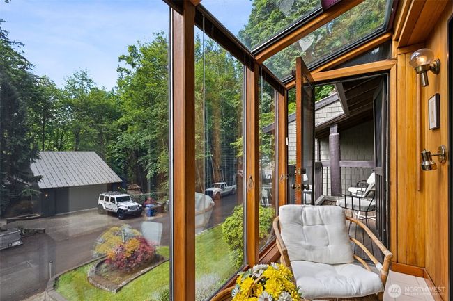 5019 E Mercer Way, House other with 4 bedrooms, 3 bathrooms and 2 parking in Mercer Island WA | Image 11