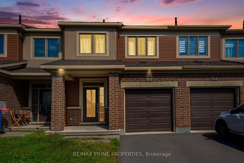 812 June Grass St, Orléans, ON, K4A1H4 | Card Image