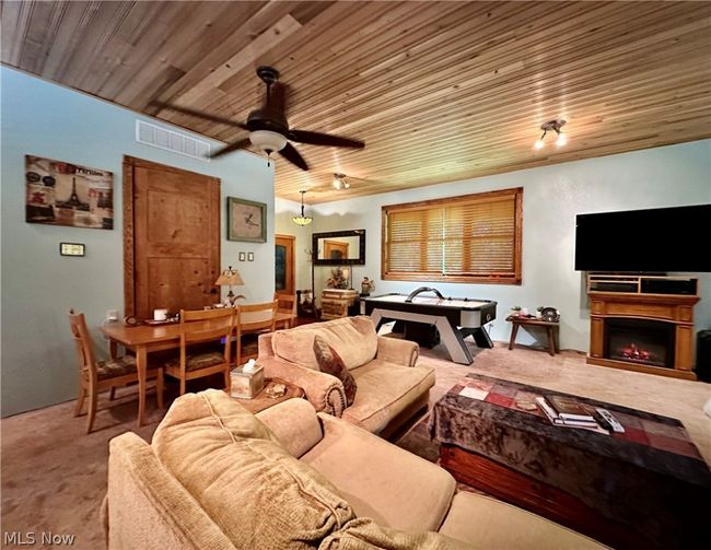 Dining Area and additional Sitting Area in Garage Air BNB | Image 40