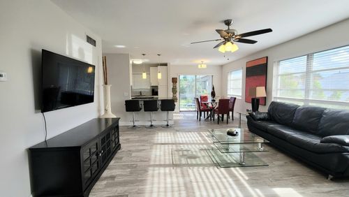 10-115 Sw 1st Ave, Boynton Beach, FL, 33435-4465 | Card Image