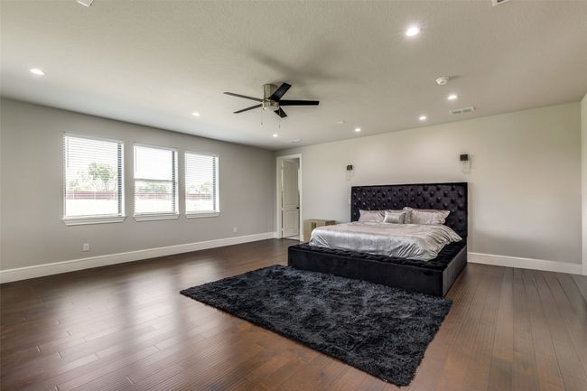 7281 Waters Edge Dr, House other with 5 bedrooms, 4 bathrooms and null parking in The Colony TX | Image 25