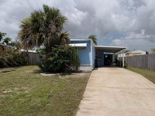 8364 Se Sandy Ln, Hobe Sound, FL, 33455-4520 | Card Image