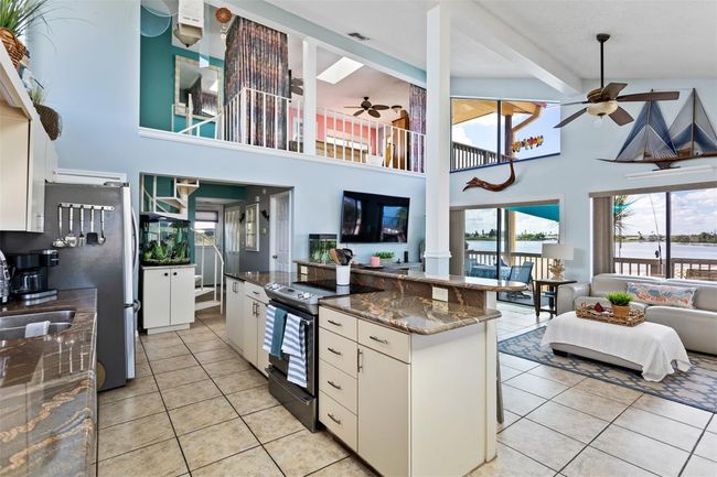 KITCHEN | Image 8
