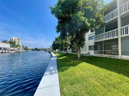 205-450 Paradise Isle Blvd, HALLANDALE BEACH, FL, 33009-5896 | Card Image