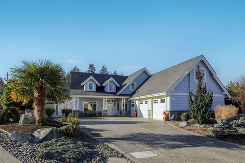 842 Bluffs Dr, Qualicum Beach, BC, V9K0A2 | Card Image