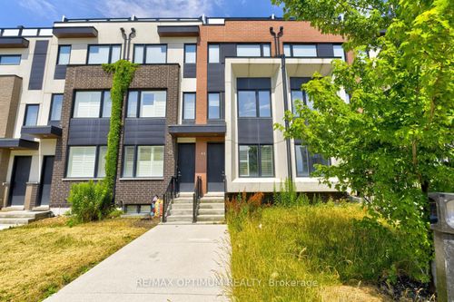 44 Sarah Jackson Cres, North York, ON, M3K0B6 | Card Image
