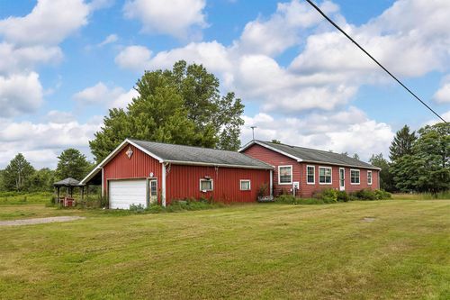 11090 Route 18, Albion, PA, 16401-8428 | Card Image