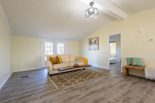 400 Billy Goat Hill Rd, Hopkinsville, KY, 42240-1130 | Card Image