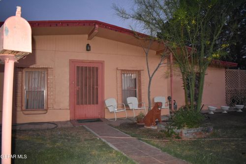 632 Mauer Rd, El Paso, TX, 79915-3212 | Card Image