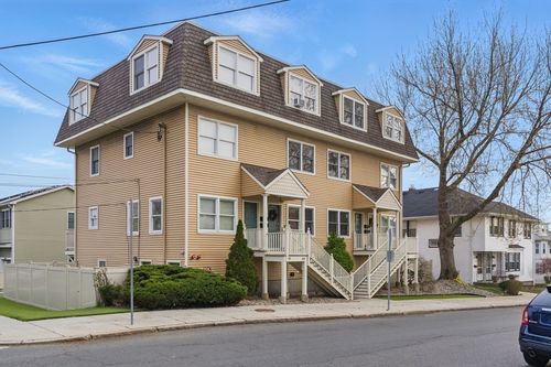 57-57 Belmont St, Everett, MA, 02149-1242 | Card Image