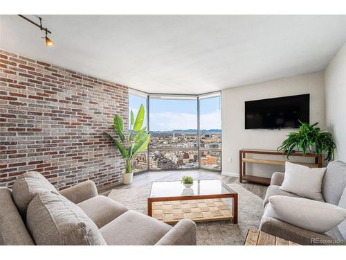 apt-2501-1625 Larimer St, Denver, CO, 80202-1537 | Card Image