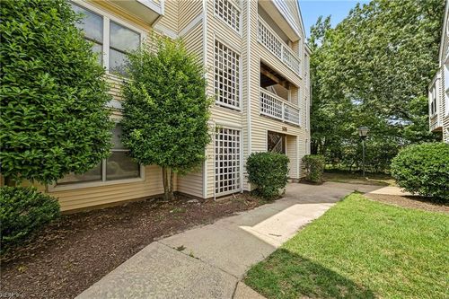 22-108 Lantana Ln, Hampton, VA, 23669-2563 | Card Image