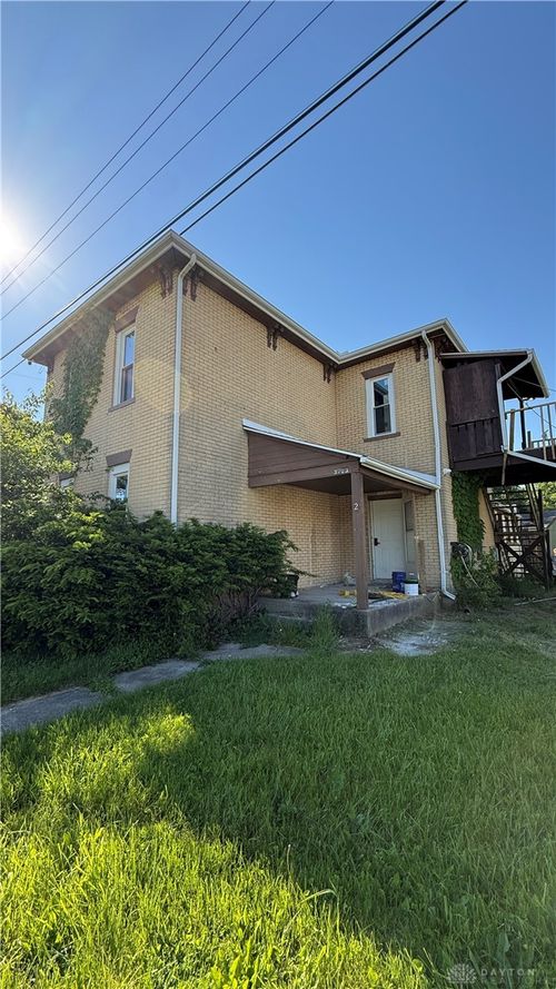 3753 National Rd, Springfield, OH, 45504-3565 | Card Image