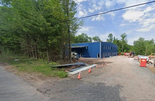 30 La Vista Dr, South Fallsburg, NY, 12779-5037 | Card Image