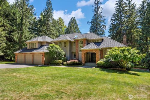 8412 E Meadow Lake Dr, Snohomish, WA, 98290-7256 | Card Image