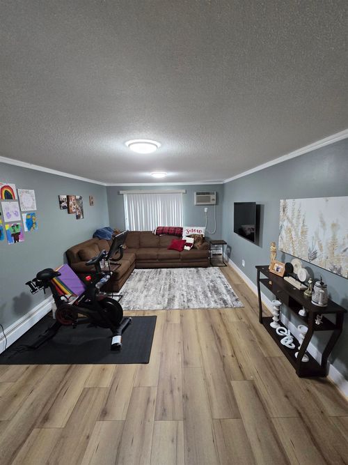 17-3 Pembroke Dr, Derry, NH, 03038-1314 | Card Image