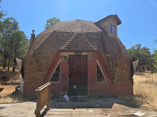 18353 Old Oasis Rd, Redding, CA, 96003-0851 | Card Image