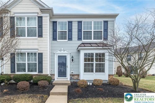 8428 Saylor Court, Upper Macungie Twp, PA, 18031 | Card Image