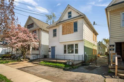 220 Ross Ave, Buffalo, NY, 14207-1526 | Card Image