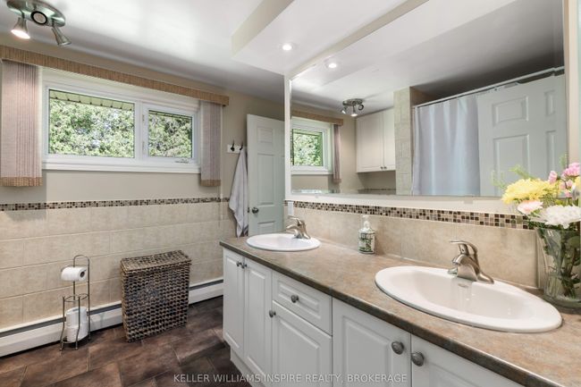3 Helena Pl, House other with 4 bedrooms, 2 bathrooms and 6 parking in Kingston ON | Image 19