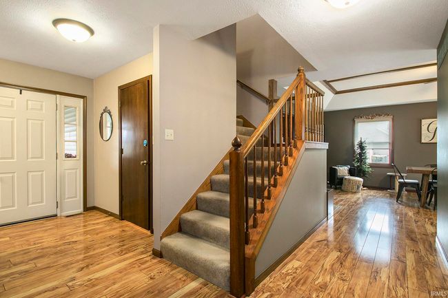 3720 Oak Ridge Dr, House other with 5 bedrooms, 4 bathrooms and null parking in Elkhart IN | Image 4