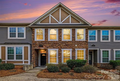 6650 Berewick Commons Pkwy, Charlotte, NC, 28278-6749 | Card Image