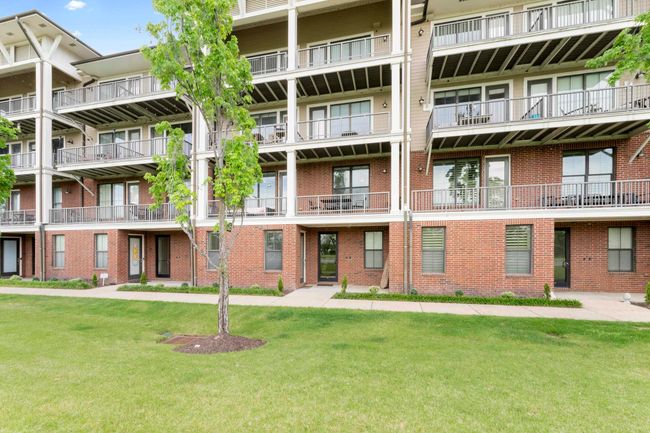 APT-105 - 380 N Island Dr, Condo with 2 bedrooms, 2 bathrooms and null parking in Memphis TN | Image 4