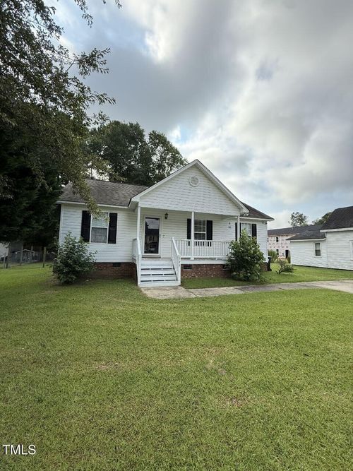 125 Temple St, Four Oaks, NC, 27524-7971 | Card Image