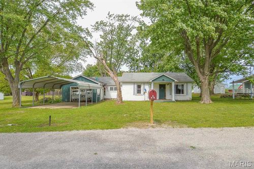 122 Arthur St, Centralia, IL, 62801-8103 | Card Image