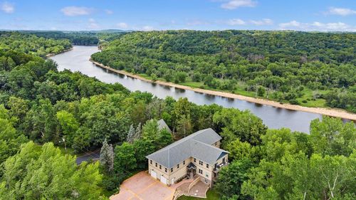 1000 Hillside Dr, Wisconsin Dells, WI, 53965-9153 | Card Image