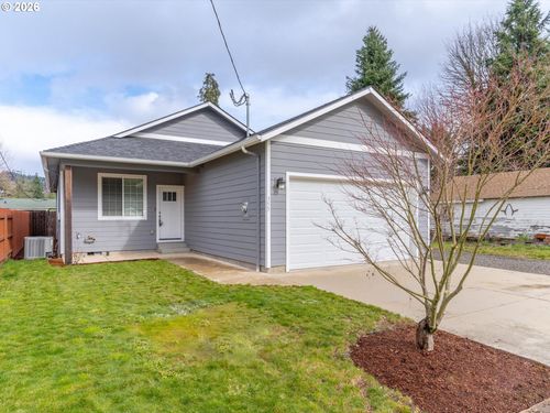 355 Se Juniper St, Mill City, OR, 97360-0115 | Card Image